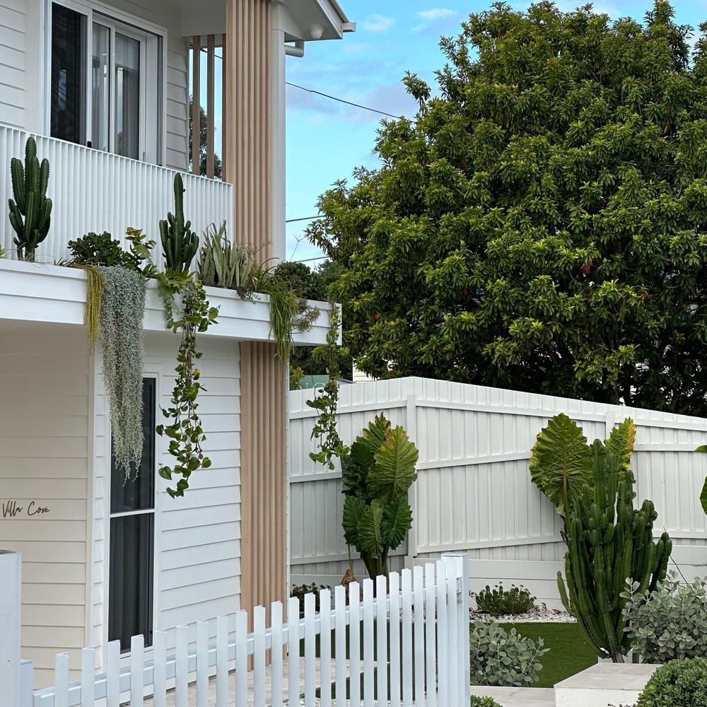 Beautiful Plants for Low Maintenance Gardens in Architectural Design