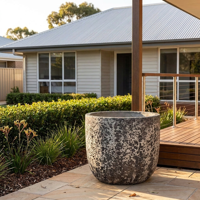 Pompeii U Planter - Various sizes available
