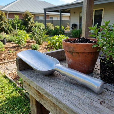 Australian Made Aluminium Garden Trowel, Wide